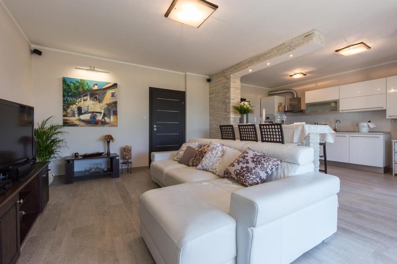 Deluxe Sea View Apartment Mate Balote Rijeka Extérieur photo